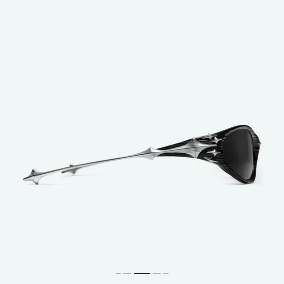 Gentle Monster Ex S01 sunglasses in black - new - never worn Ex S01 | Gentle Monster US Official Site main image 4